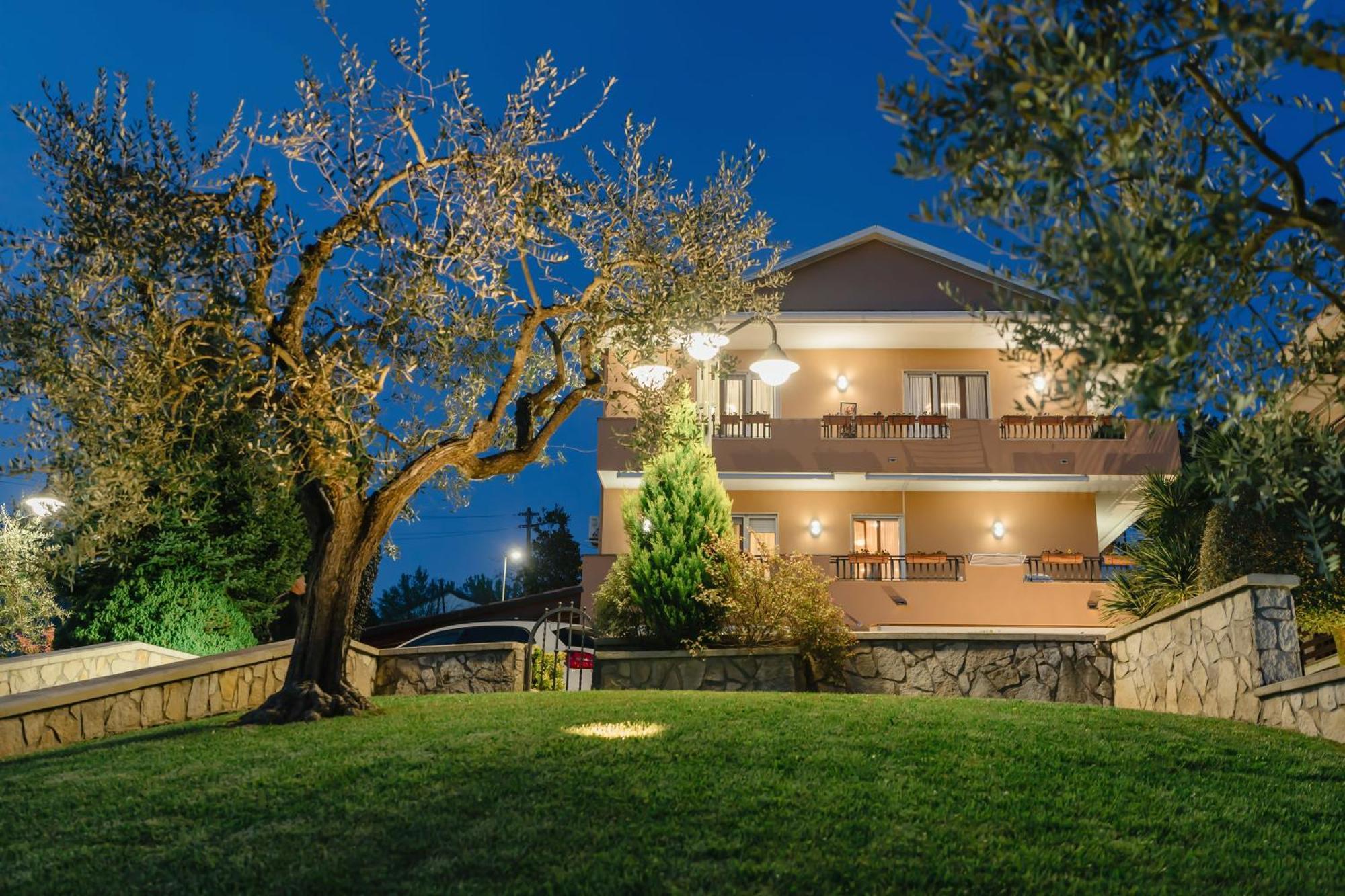 B&B La Perla Фрозиноне Экстерьер фото